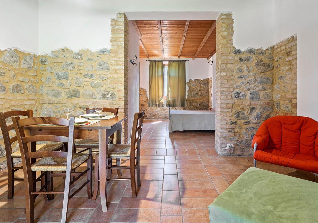 Agriturismo San Giuseppe โวลแตร์รา ภายนอก รูปภาพ